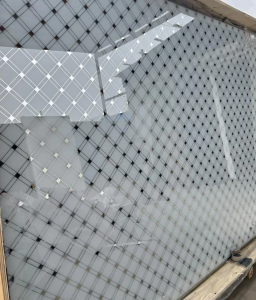 Зеркало листовое с пескоструем 2440*1830